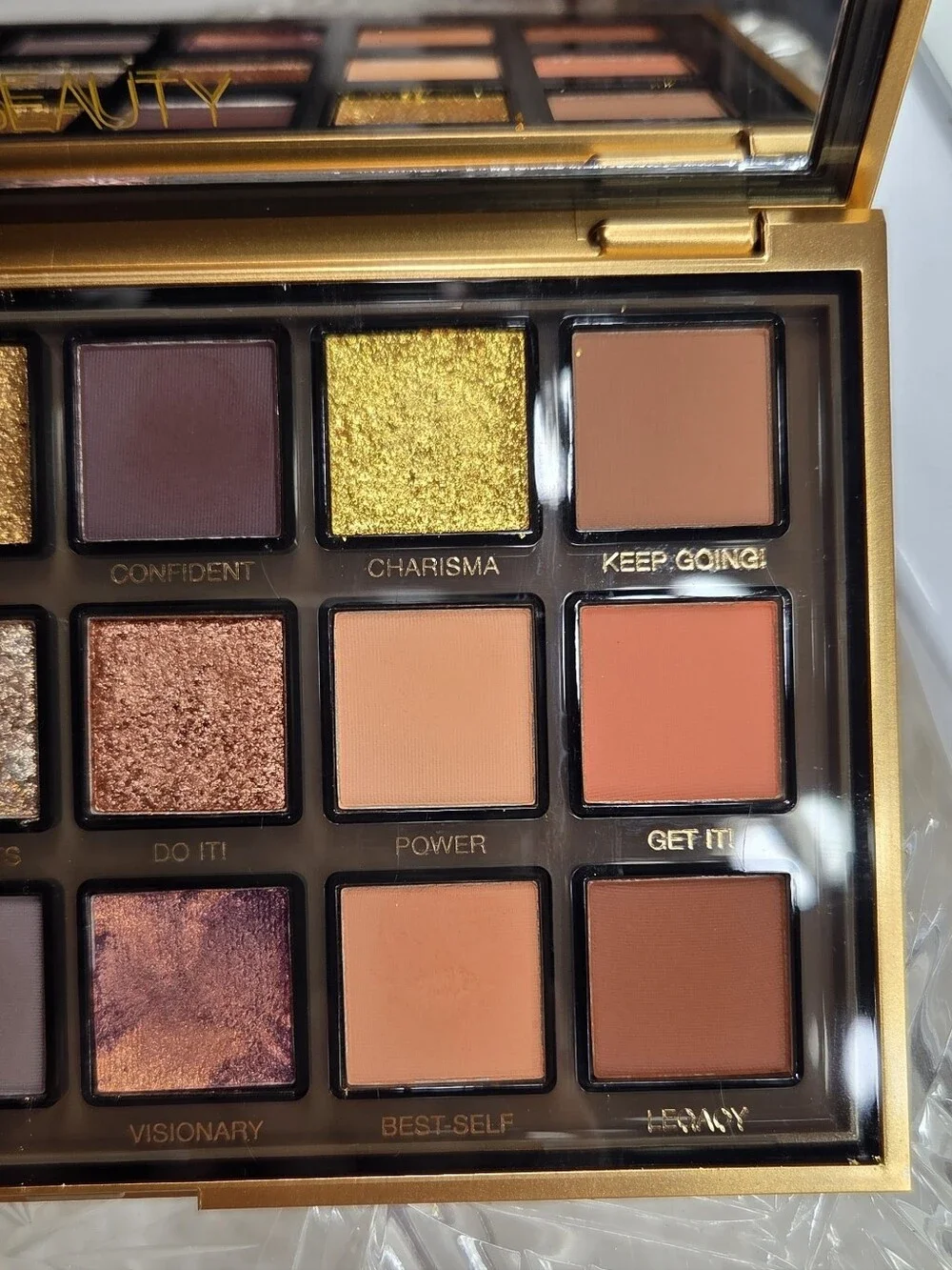 HUDA BEAUTY huda beauty